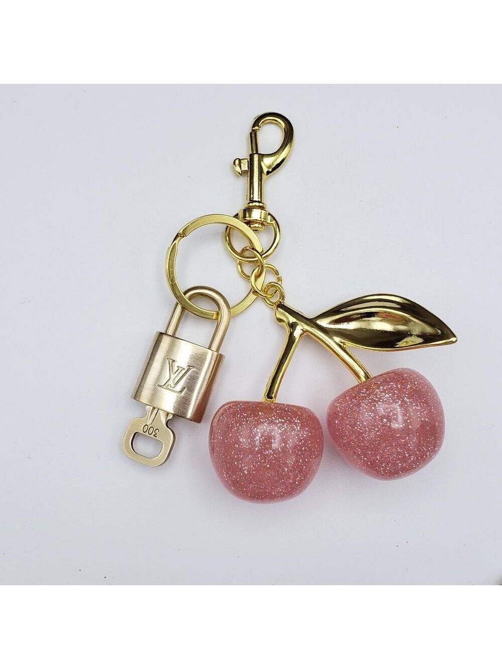 Authentic Louis Vuitton Lock & Key with Unbranded Apple Charm, Keychain 020426
